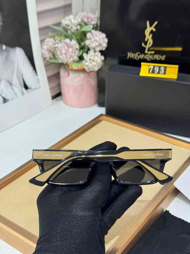 Saint Laurent Black Luxury Sunglasses-thumb-4