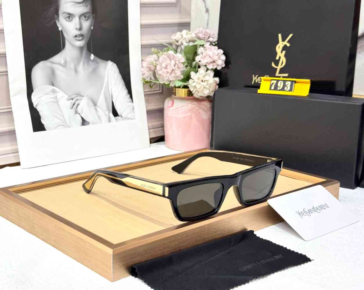 Saint Laurent Black Luxury Sunglasses-thumb-1