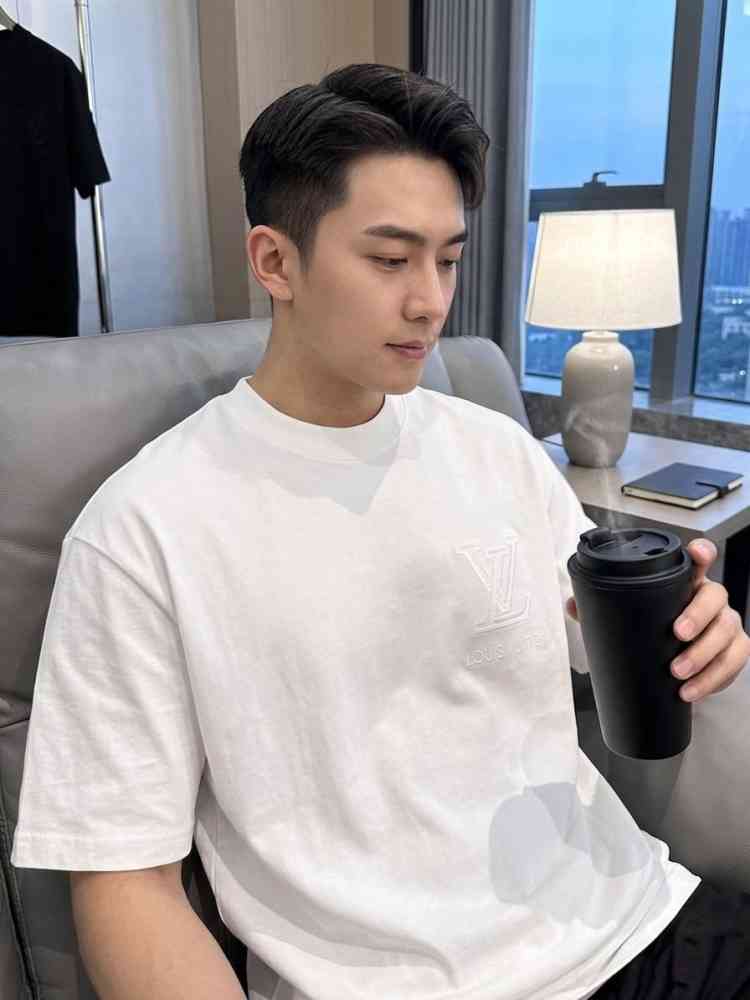 Louis Vuitton White Embroidery Logo Premium T-shirt-thumb-0