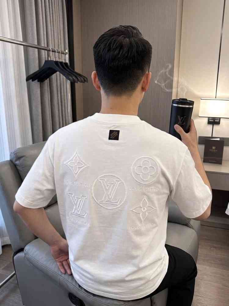 Louis Vuitton White Embroidery Logo Premium T-shirt-thumb-2