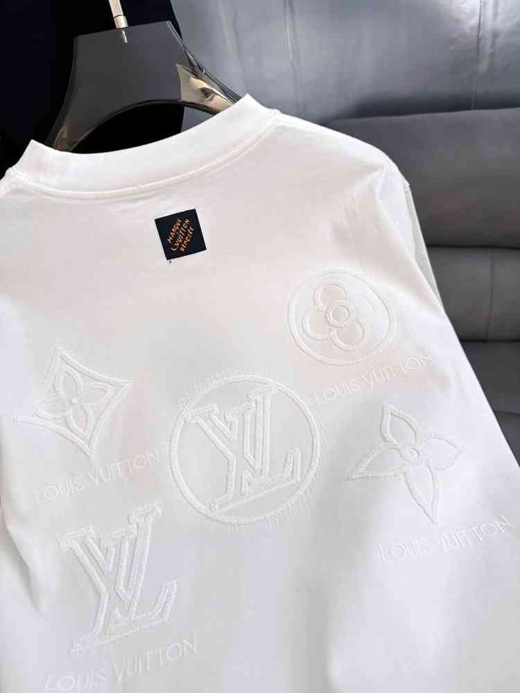 Louis Vuitton White Embroidery Logo Premium T-shirt-thumb-5
