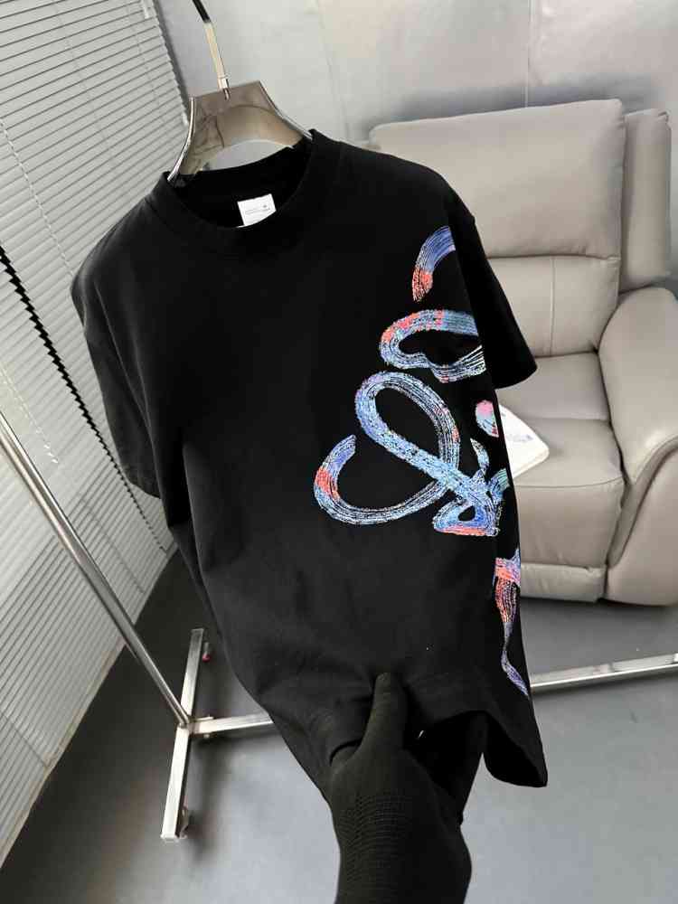 Black Loewe White Premium Quality T-shirt