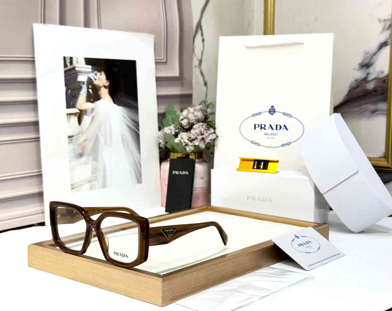 Brown Prada Yellow Luxury Sunglasses