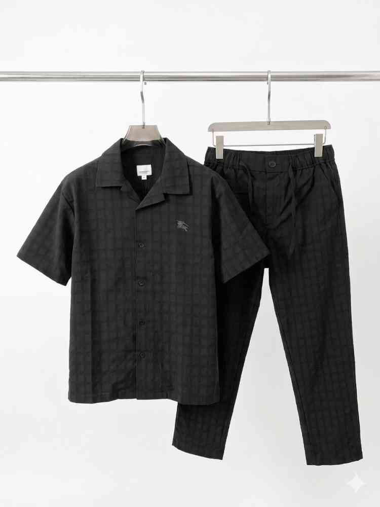 Burberry Black T-shirt Premium Quality Co-ordinates-3