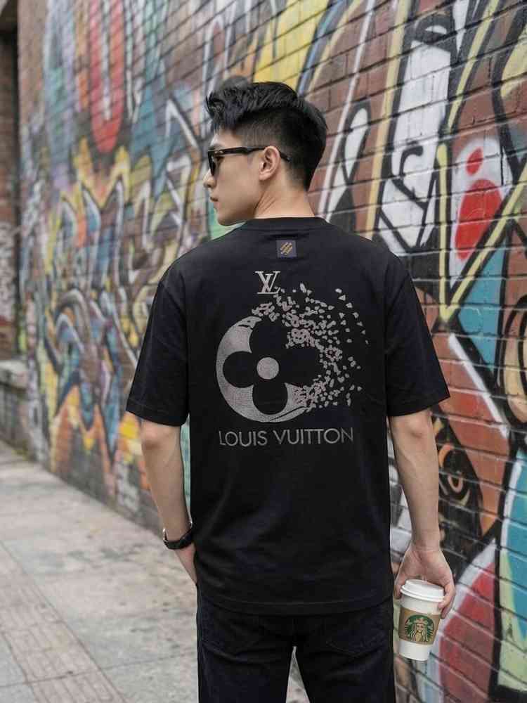 Louis Vuitton Black Embroidery Logo Premium T-shirt-thumb-2