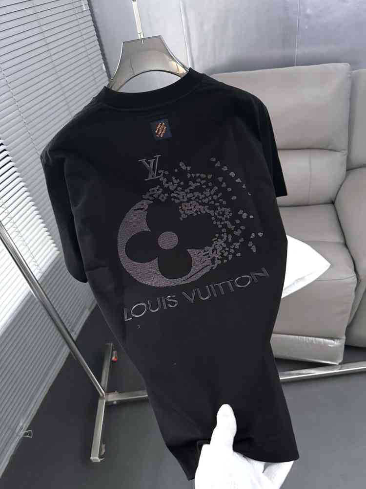 Louis Vuitton Black Embroidery Logo Premium T-shirt-thumb-5