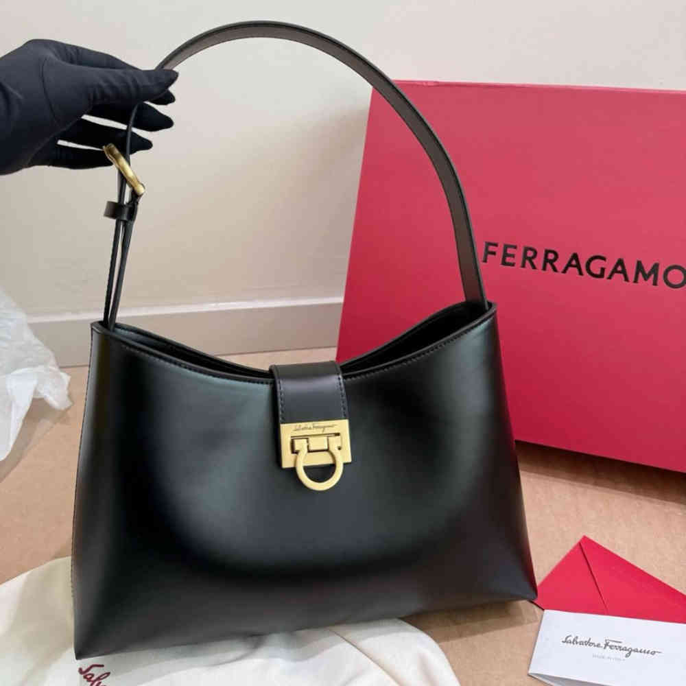 Ferragamo Trifolio Black Shoulder Bag-thumb-0