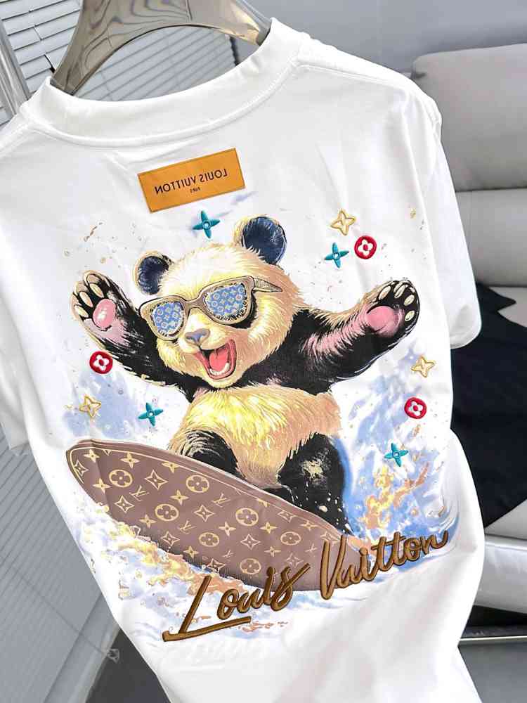 Louis Vuitton White Embroidery Logo Premium T-shirt-3