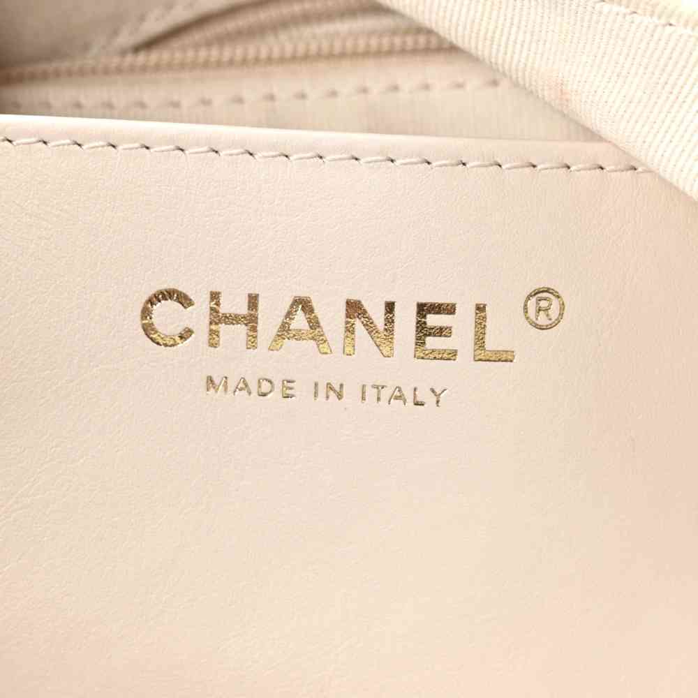 Chanel 25C White Premium Shoulder Bag-thumb-6