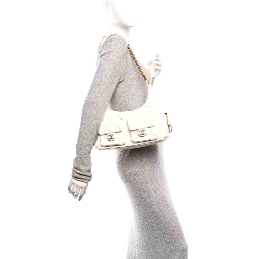 Chanel 25C White Premium Shoulder Bag-thumb-3