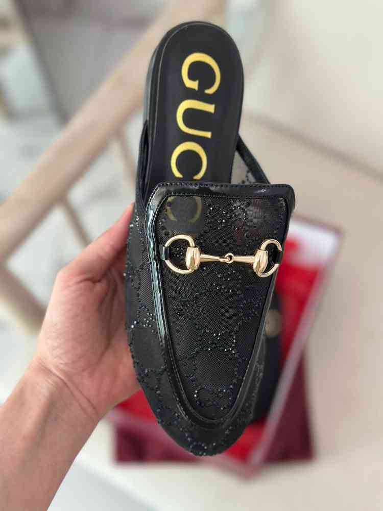 Gucci Black Premium Quality Women's Flat Sandals-1