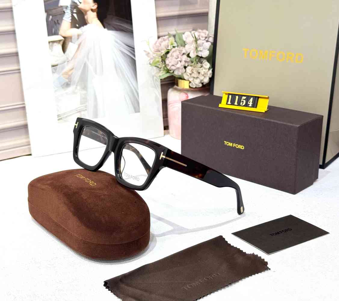 Brown Tom Ford Pink Luxury Sunglasses