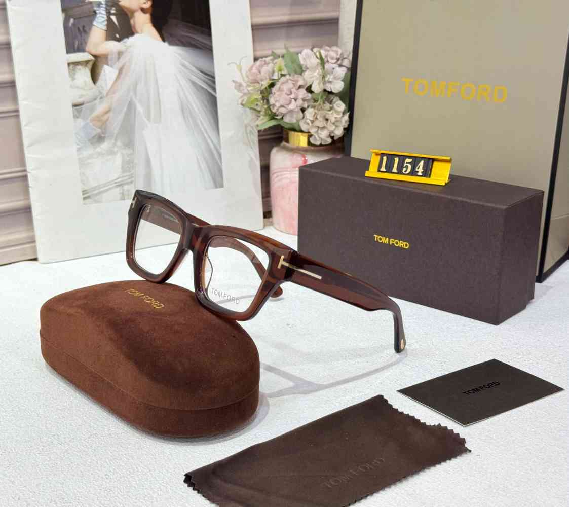 Red Tom Ford Pink Luxury Sunglasses