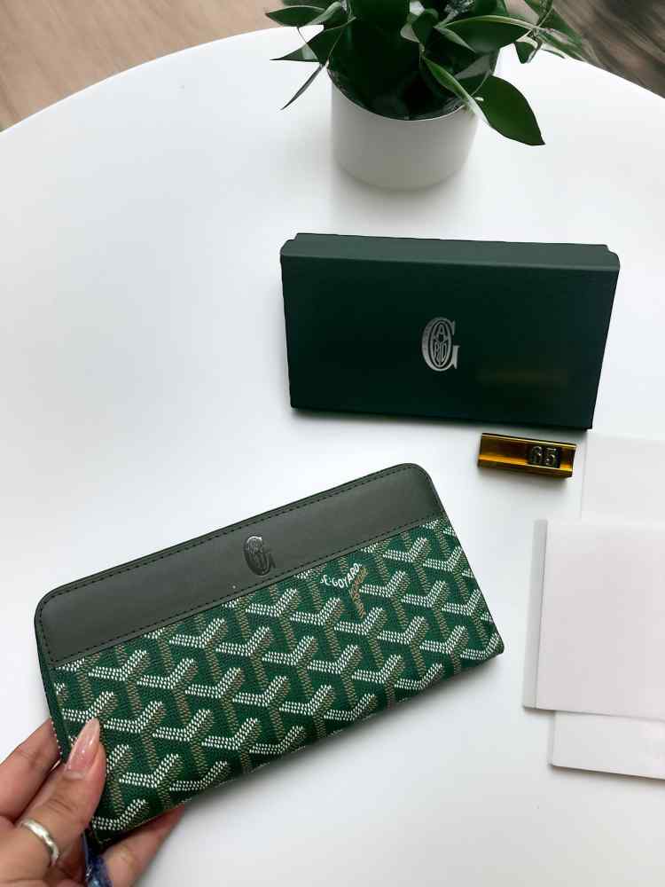 Goyard Premium Long Card Wallet