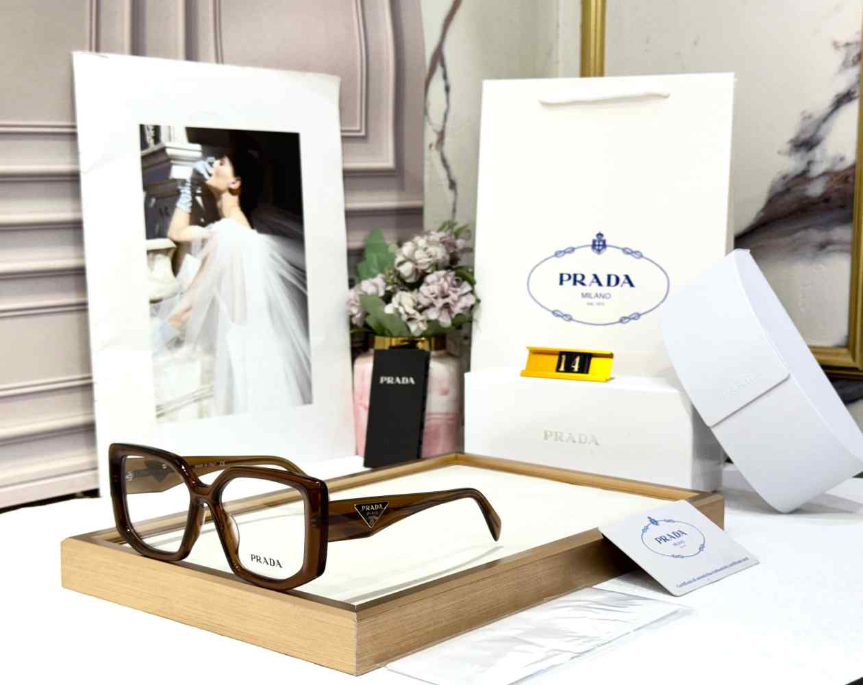 Prada Brown Luxury Sunglasses