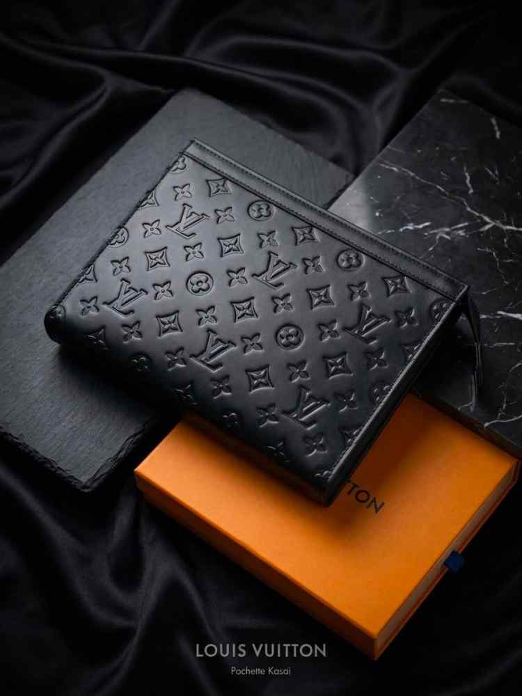 Louis Vuitton Black Premium Quality Pouches