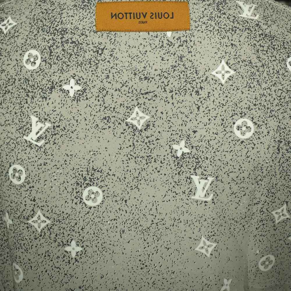 Louis Vuitton White Premium Quality Men's T-shirt-2