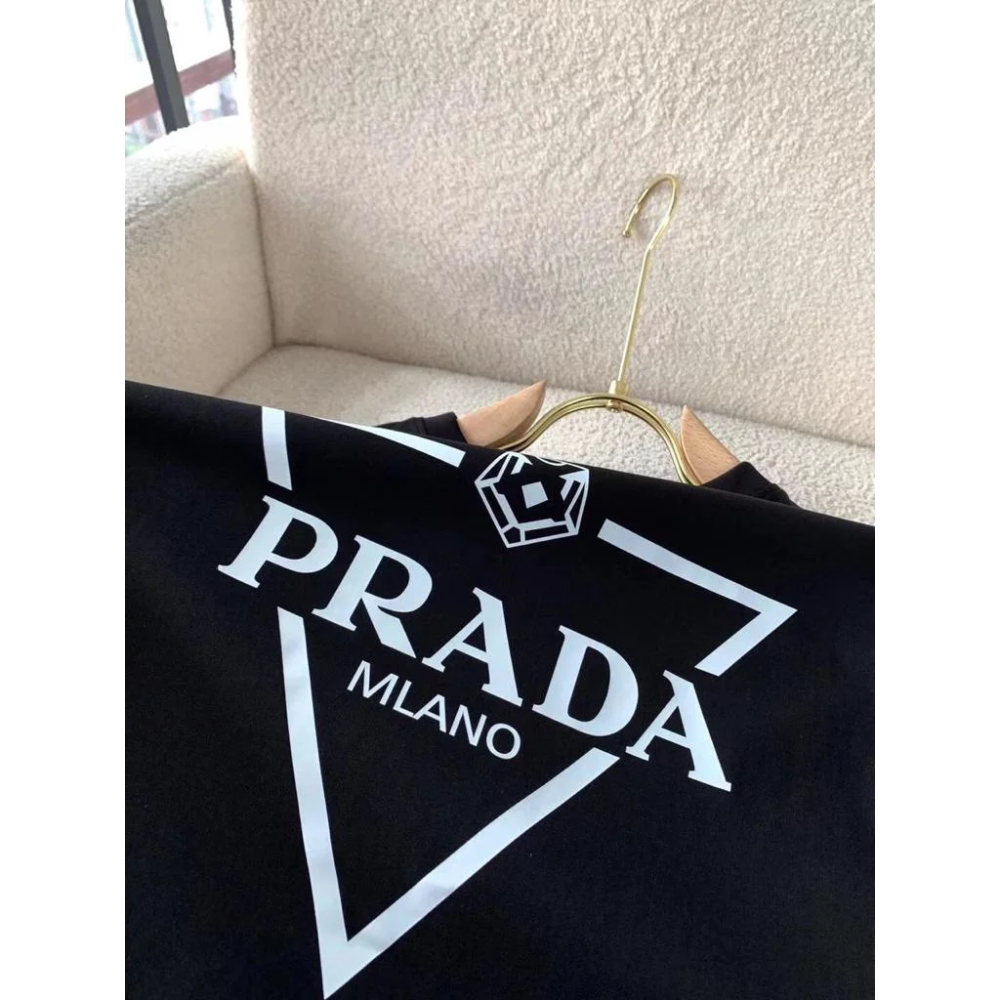 Prada Mlano Print Black Premium Quality T-shirt-4