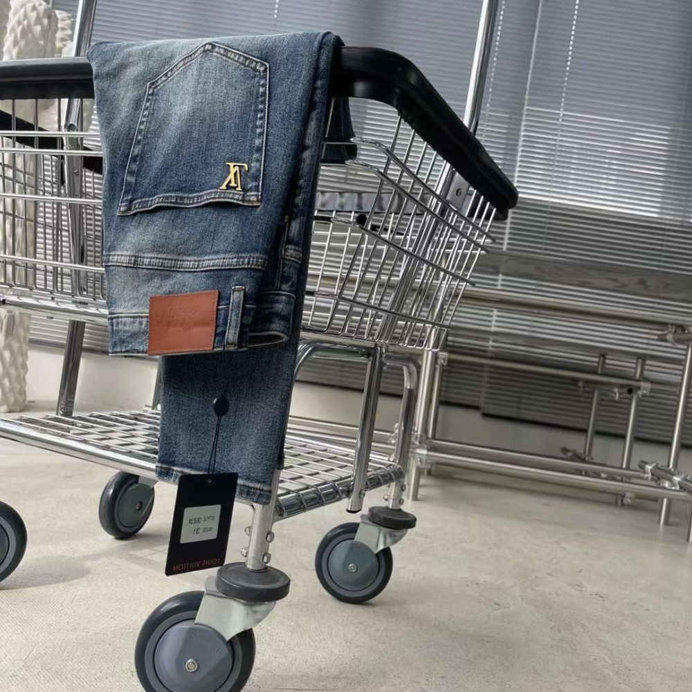 Louis Vuitton Blue Premium Quality Jeans-5