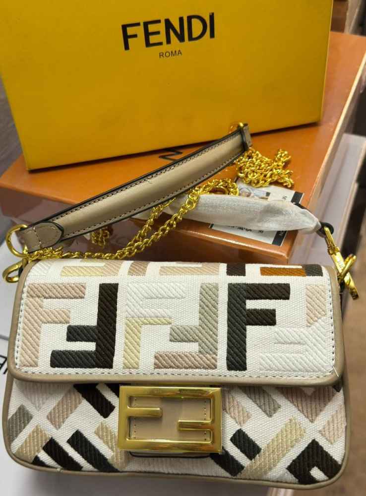 Fendi Baguette Multicolor canvas bag with FF embroidery-thumb-0
