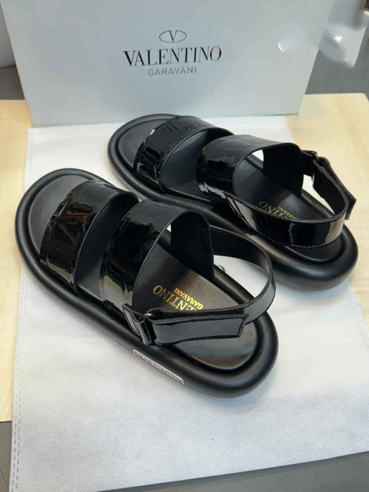 Valentino Black Premium Gabriel Flip-flop-1