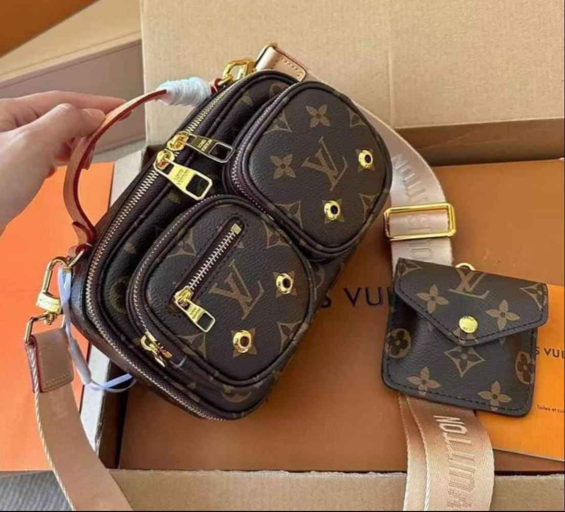 Louis Vuitton Utility Crossbody bag in Monogram coated canvas-2