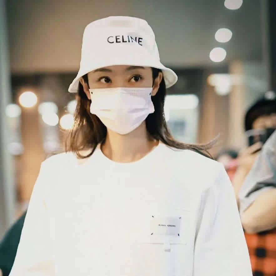 Celine White Premium Cap-thumb-2