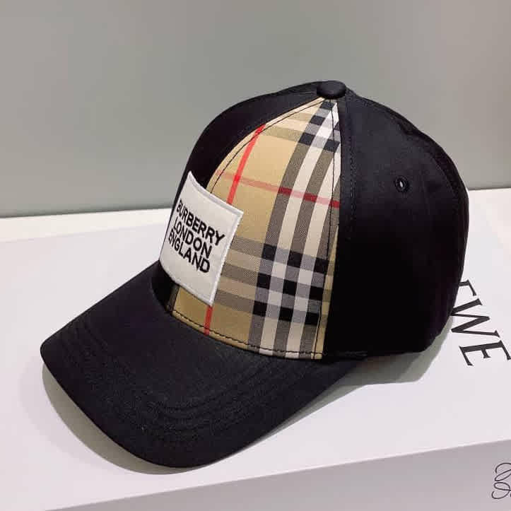 Burberry TB Embroidered Black Premium Cap-thumb-0