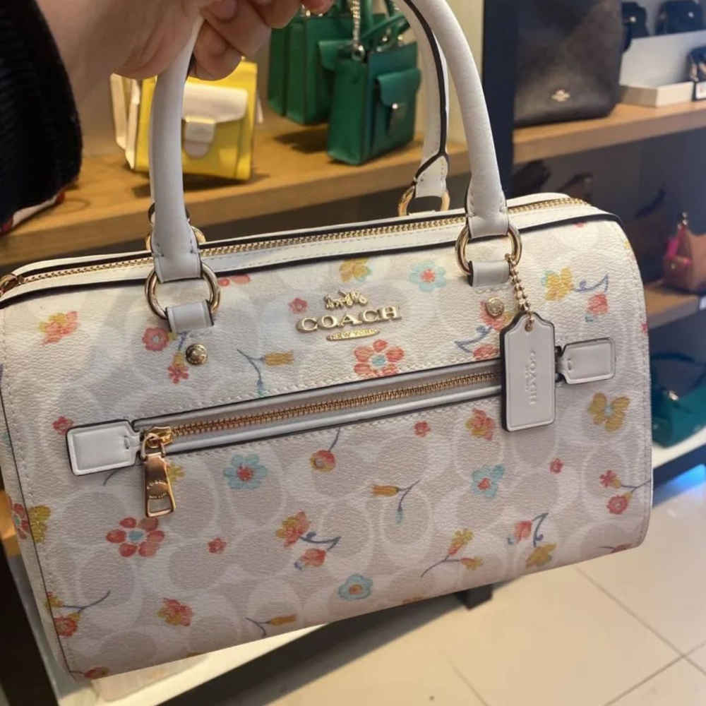 Coach Field Cream Shoulder Bag-1