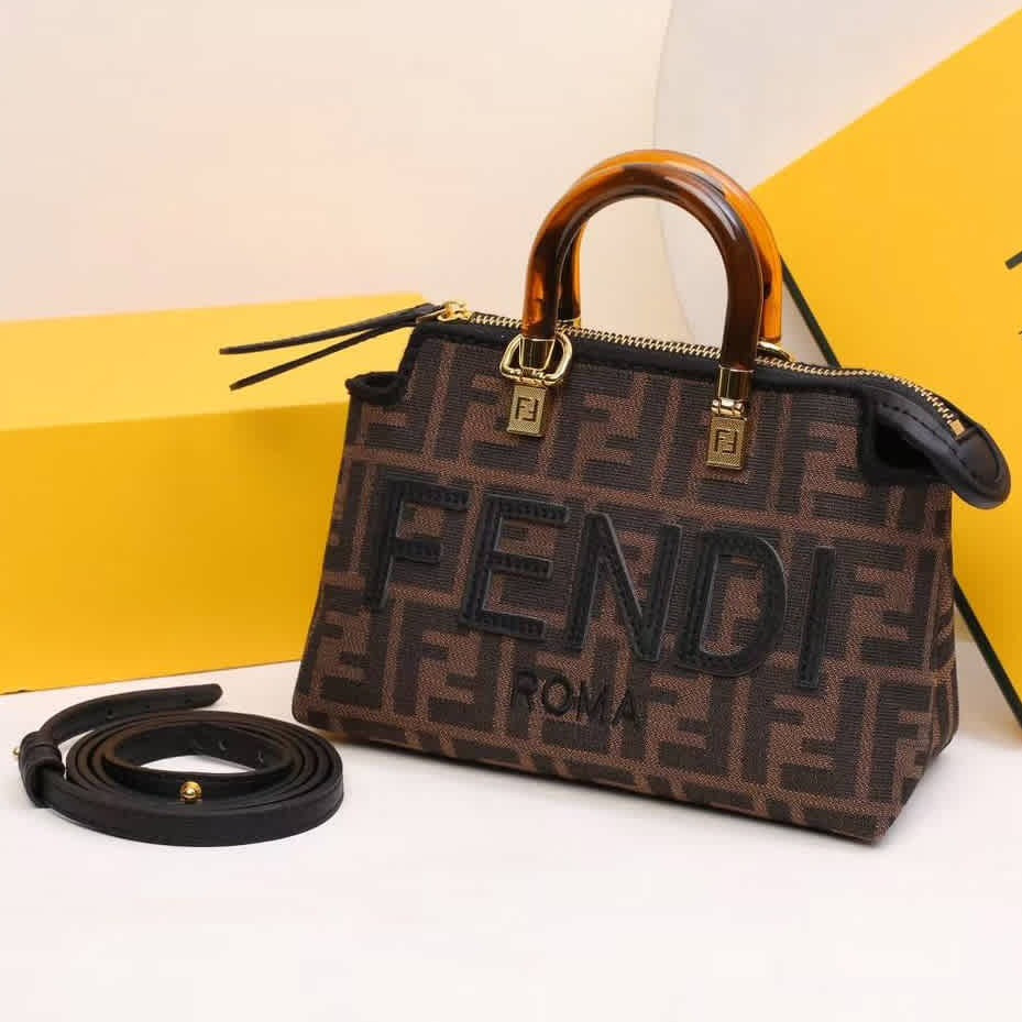 Fendi By The Way Signature Black leather bag-thumb-0