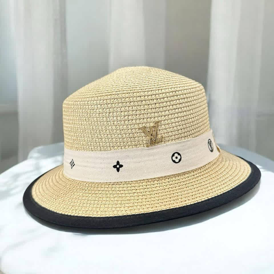 Louis Vuitton Cream Premium Cap-1