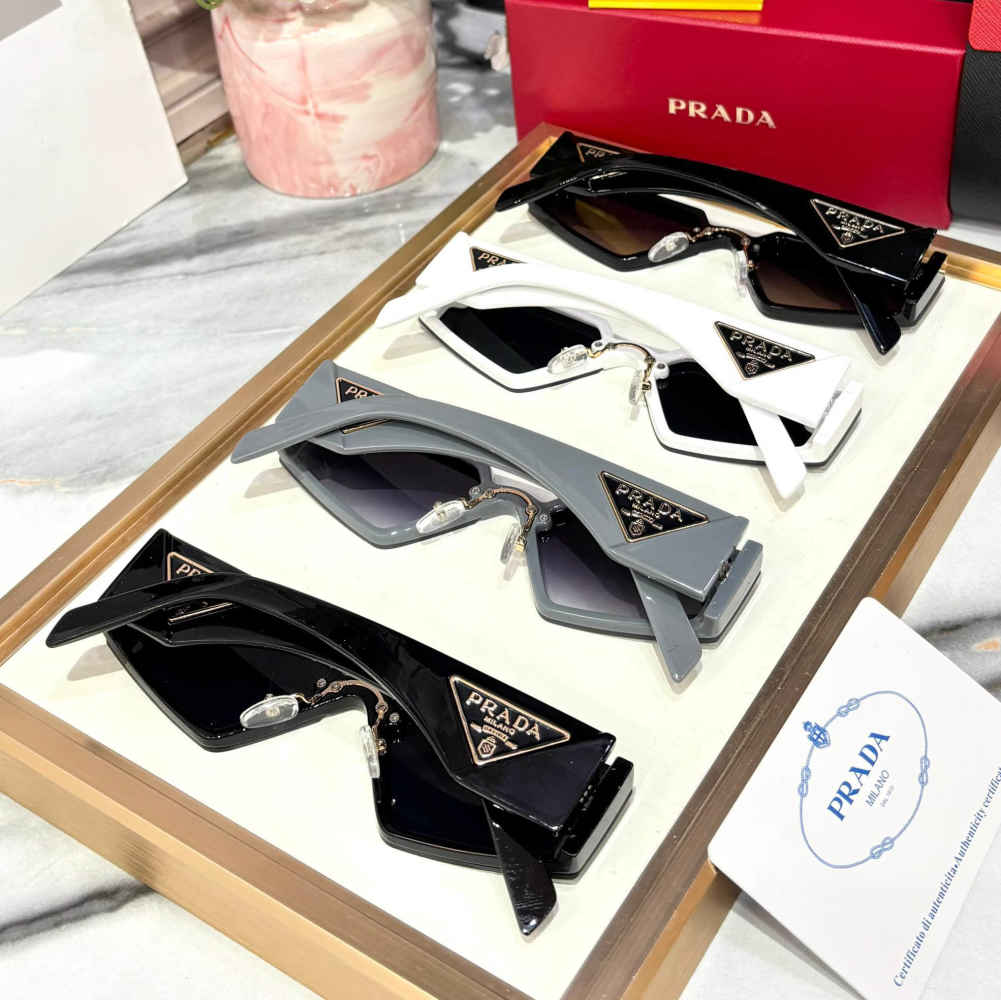Prada Black Premium Sunglasses-3
