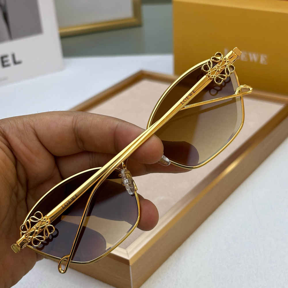 Loewe Golden Premium Women's Sunglasses-3