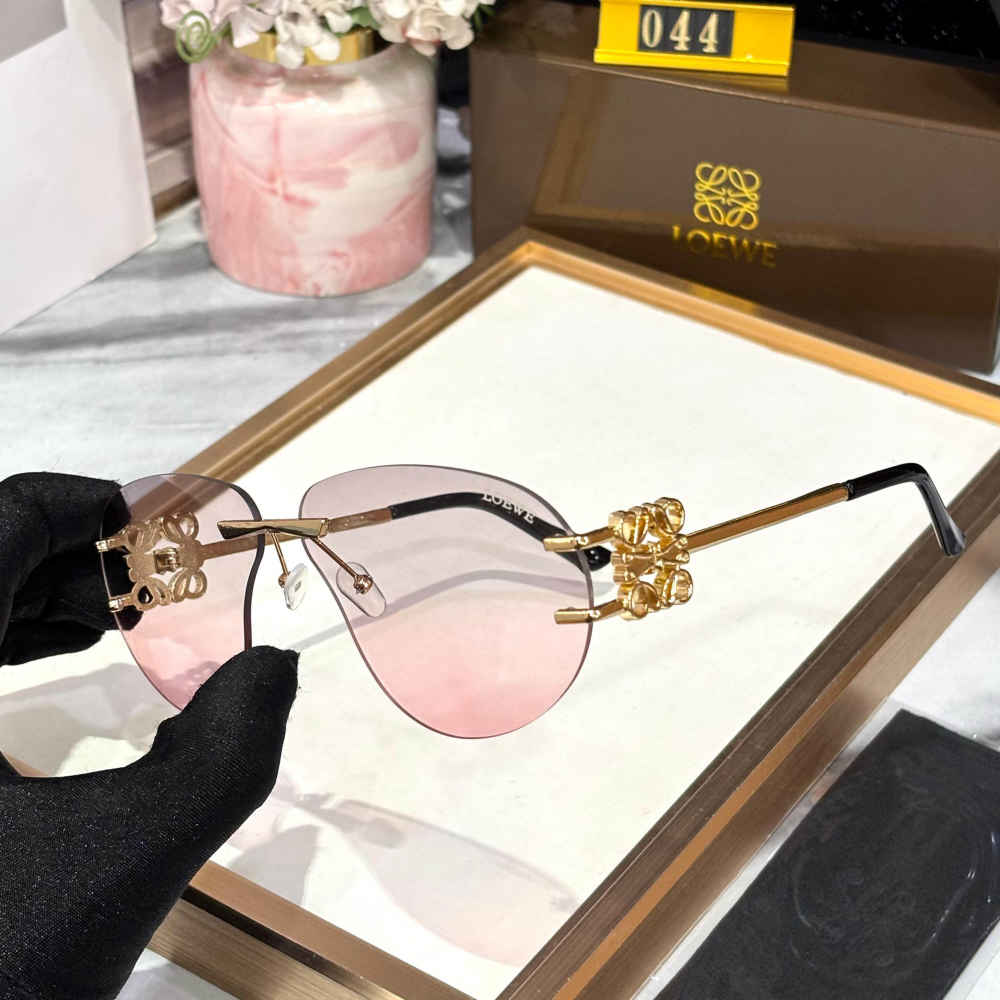 Loewe Pink Premium Women's Sunglasses-1