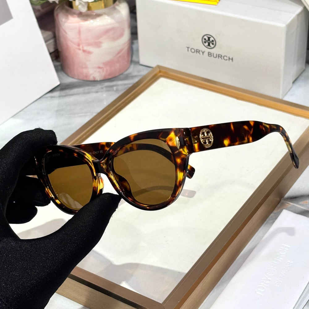 Tory Burch Brown Premium Women's Sunglasses-1