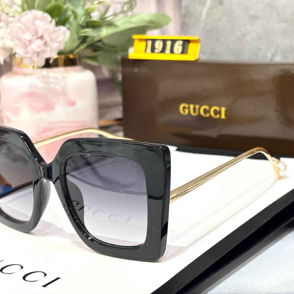 Gucci Black Premium Women's Sunglasses-1