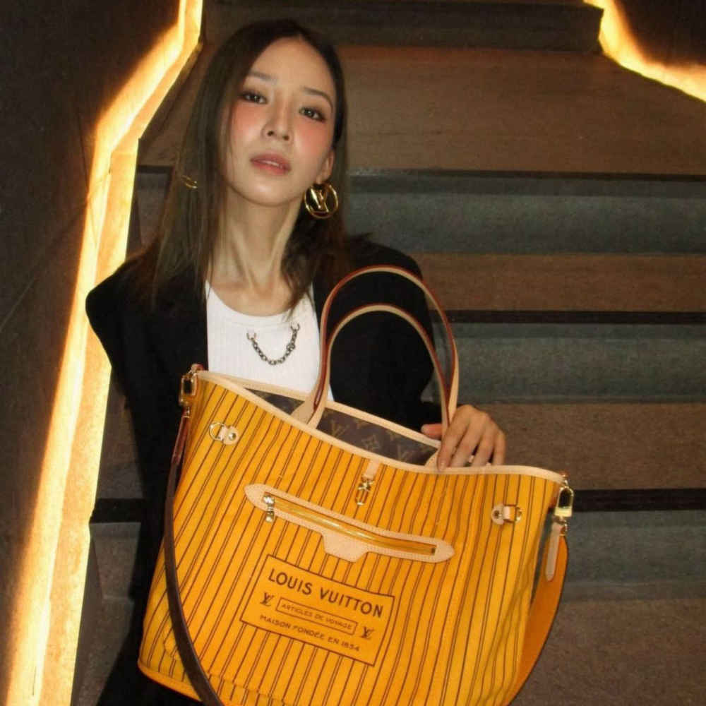 Louis Vuitton Monogram Brown Reversible Bag-thumb-5