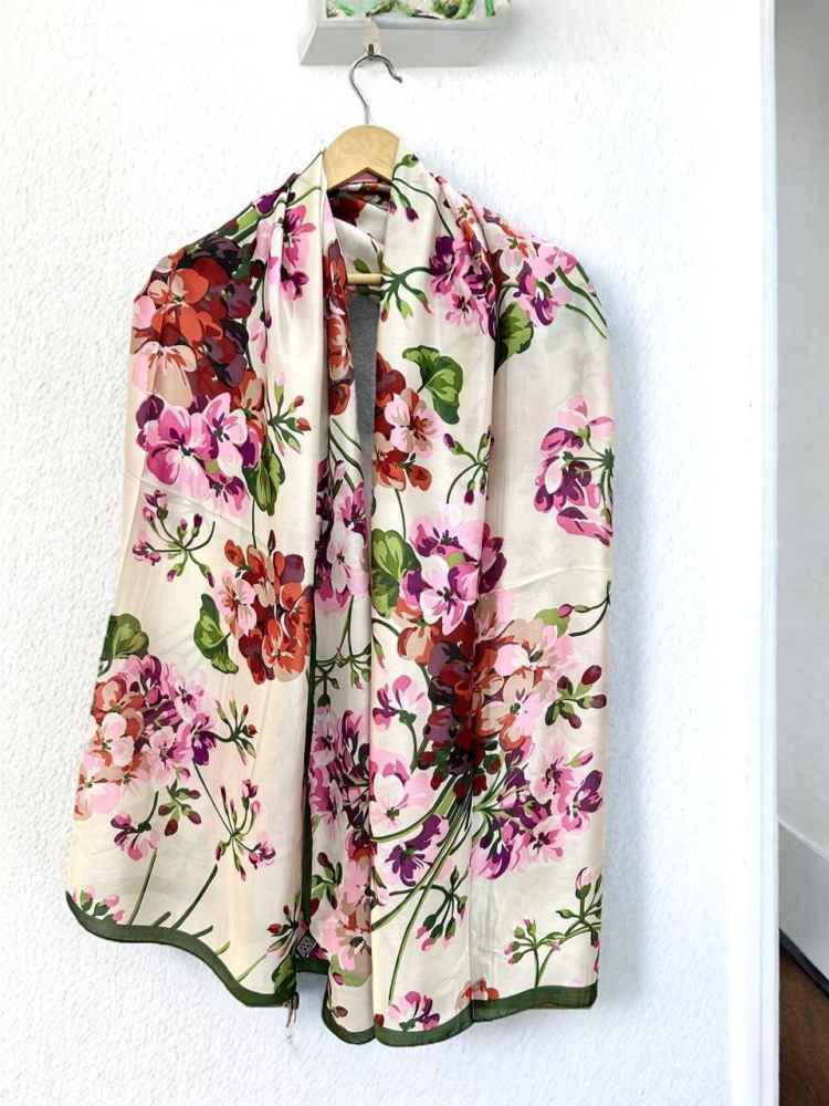 Gucci Designer White Silk Stole-1