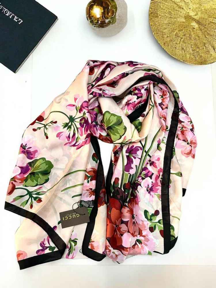 Gucci Designer White Silk Stole-3