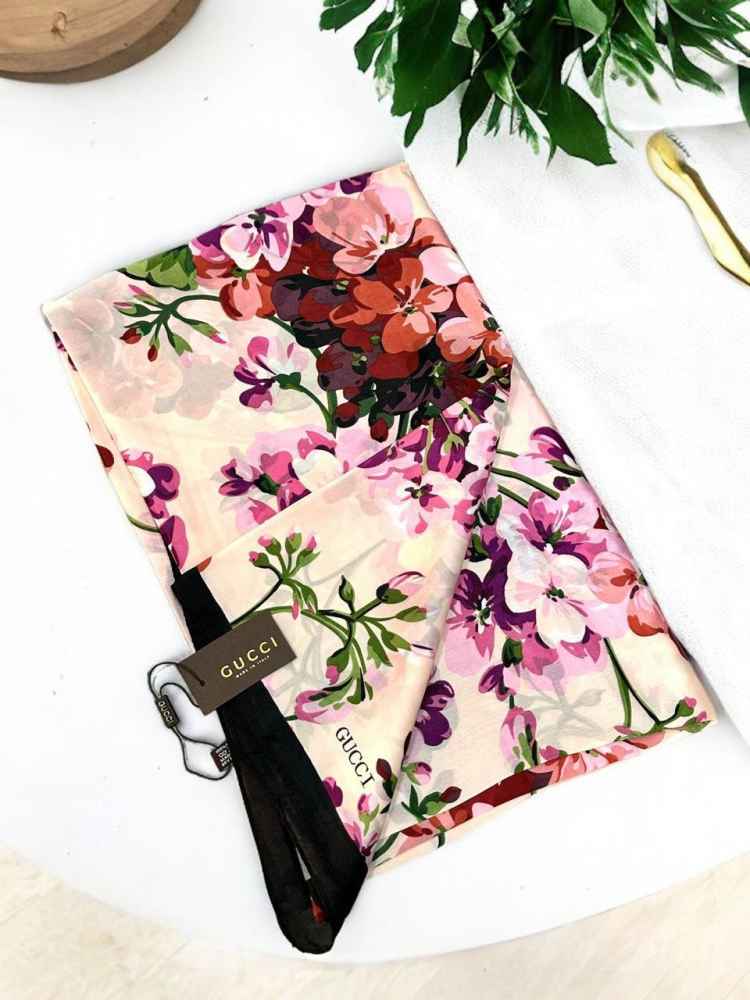 Gucci Designer White Silk Stole-5