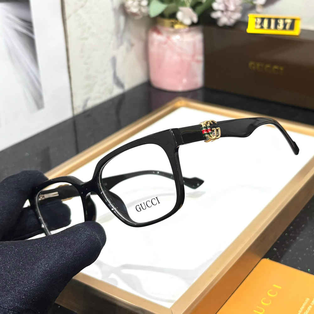 Gucci Black Premium Women's Sunglasses-1