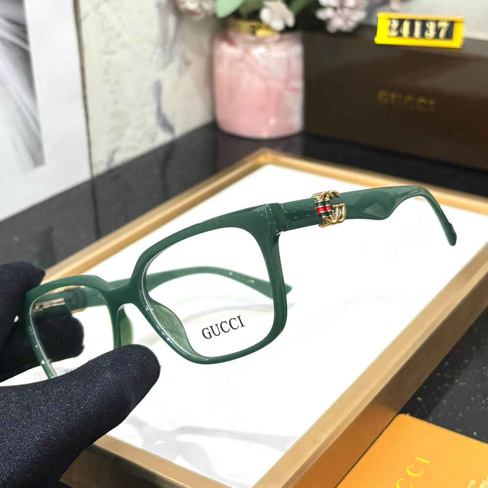 Gucci Green Premium Women's Sunglasses-thumb-1