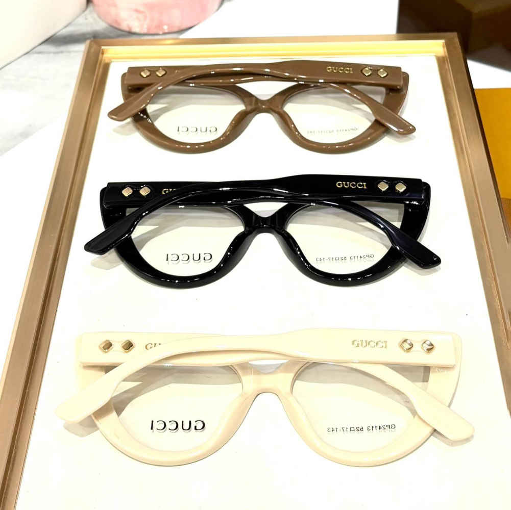 Gucci Beige Premium Women's Sunglasses-2