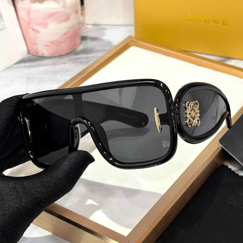 Loewe Black Premium Women's Sunglasses-1