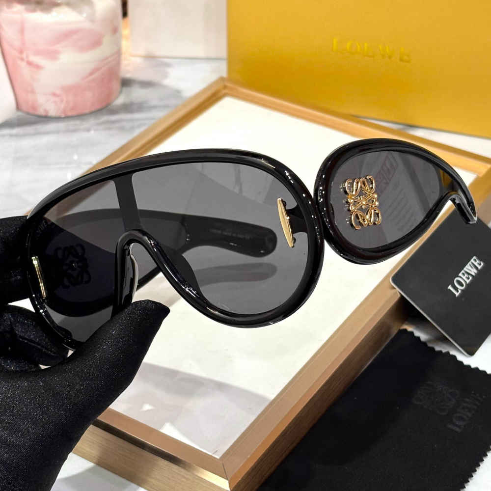 Loewe Black Premium Women's Sunglasses-1
