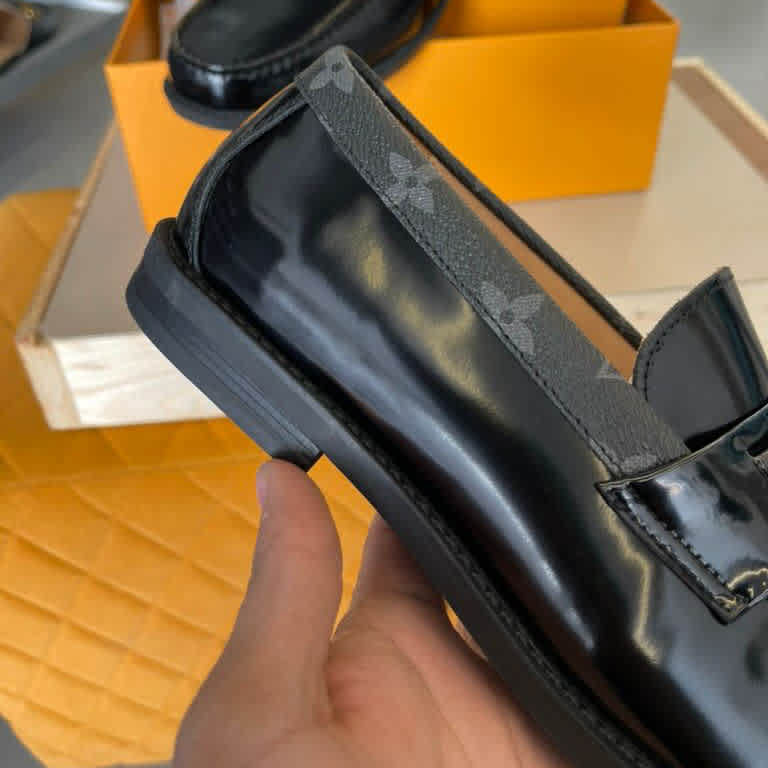 Louis Vuitton Black Premium Quality Loafer-thumb-3