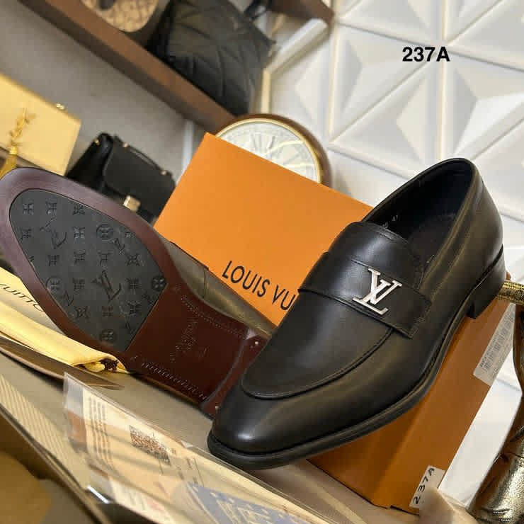 Louis Vuitton Black Premium Quality Loafer-1