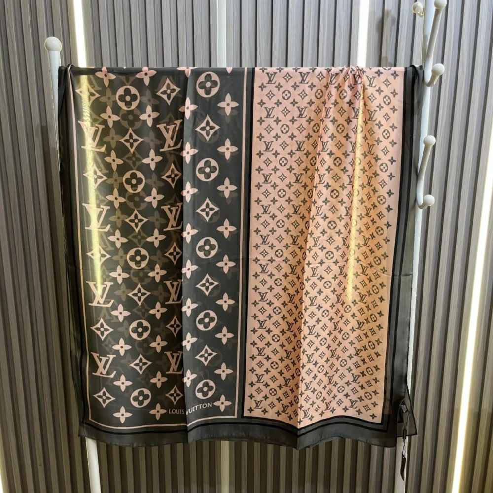 Louis Vuitton Premium Quality Black & Cream Silk Stole-thumb-1