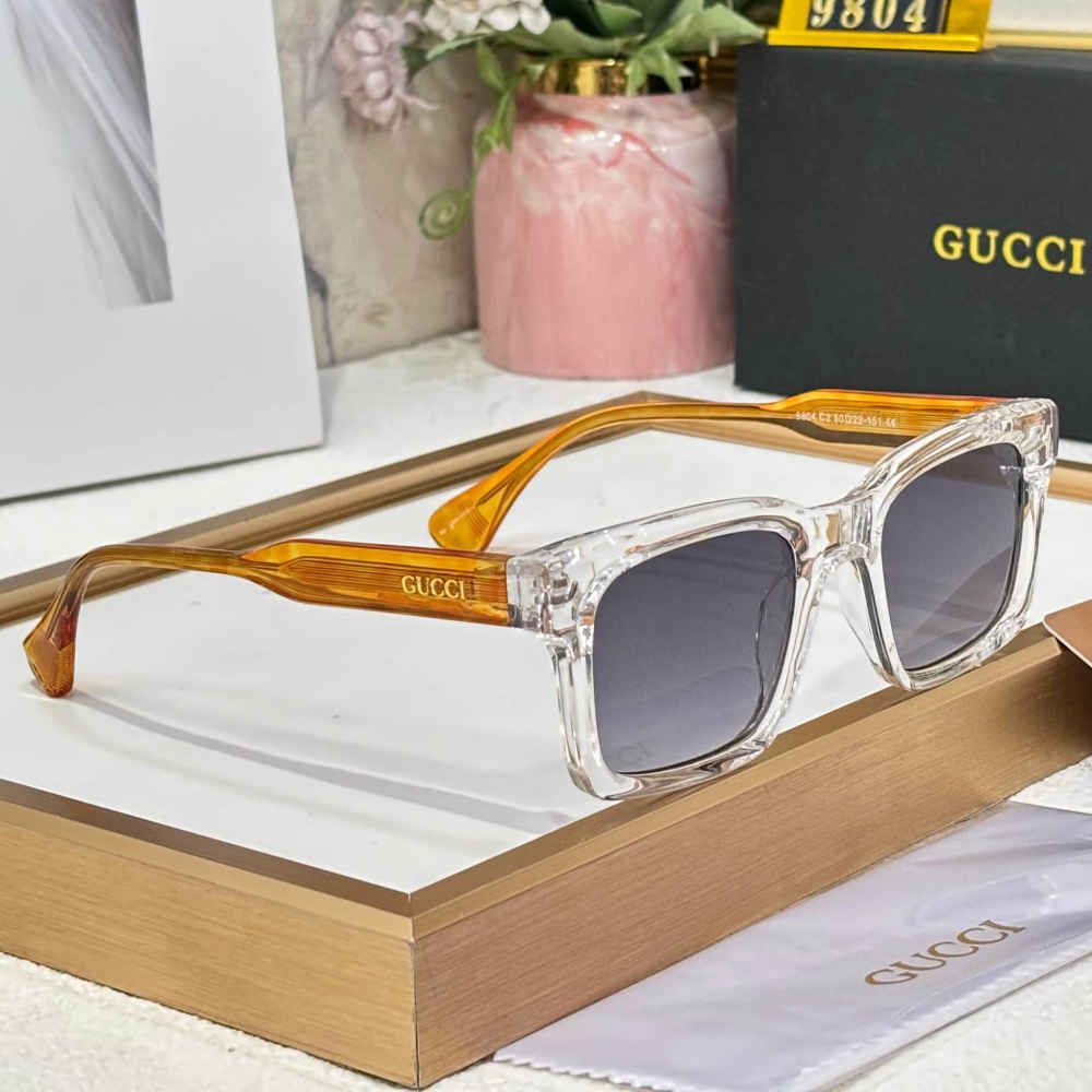 Gucci Golden Luxury Sunglasses-1