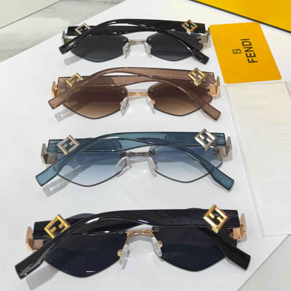 Fendi Blue Premium Women's Sunglasses-3